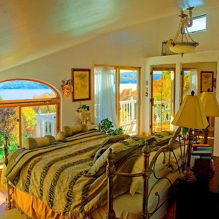 A Cayuga Lakefront Inn - Hotel Alt, Ithaca New York Εξωτερικό φωτογραφία