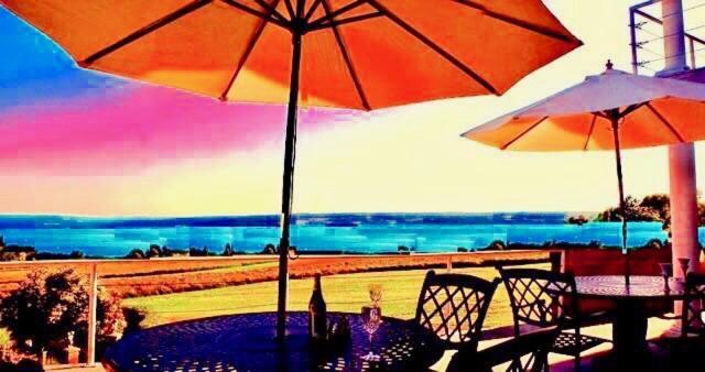 A Cayuga Lakefront Inn - Hotel Alt, Ithaca New York Εξωτερικό φωτογραφία