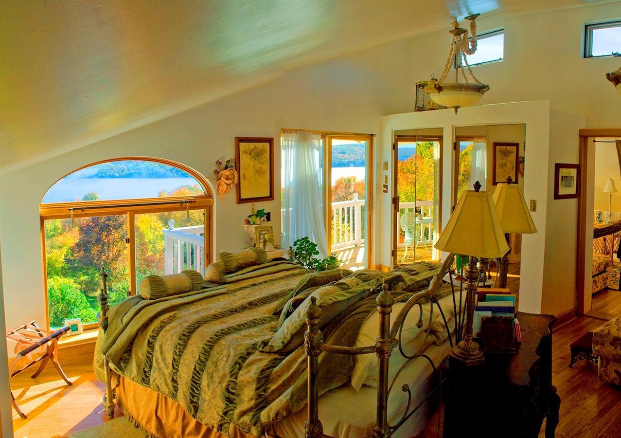 A Cayuga Lakefront Inn - Hotel Alt, Ithaca New York Εξωτερικό φωτογραφία